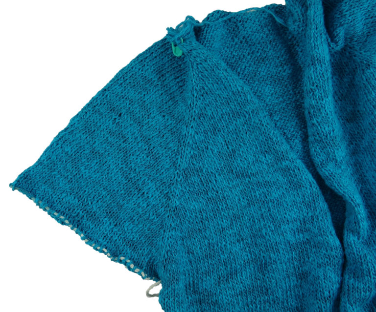 Step by Step Guide on How to Complete the Sleeves on Your Top Down ...